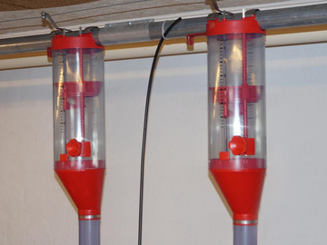 VD2 feed dispenser
